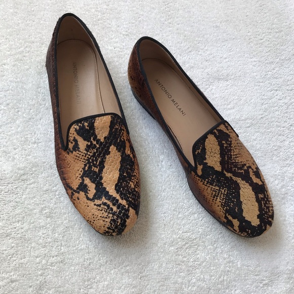 SOLDBlack and brown woman’s moccasins Size 8 1/2 M - Picture 2 of 6